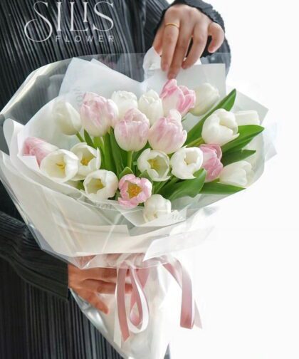 WHITE PINK TULIP BOUQUET L