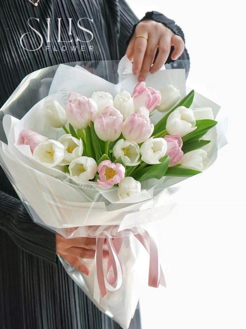 WHITE PINK TULIP BOUQUET L