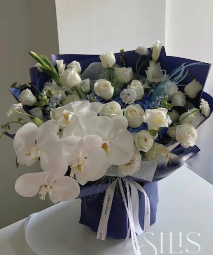 WHITE ROSE & ORCHID SIZE L BOUQUET