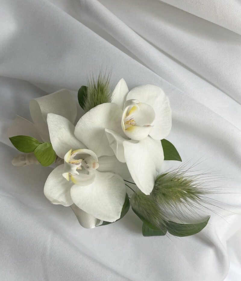 BOUTONNIERE - BRIDAL FLOWER