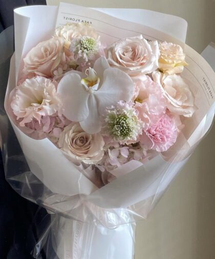 PASTEL TONE MIX ORCHID S BOUQUET