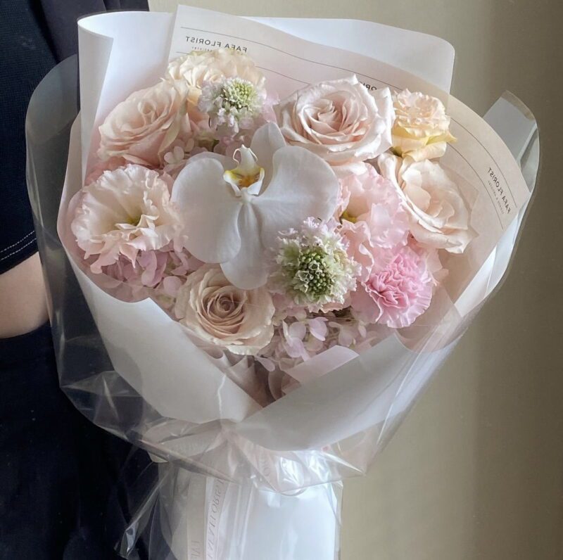 PASTEL TONE MIX ORCHID S BOUQUET