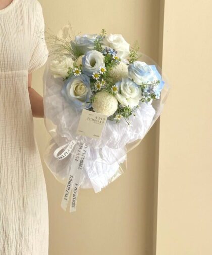 SOFT BLUE &WHITE TONE BOUQUET S