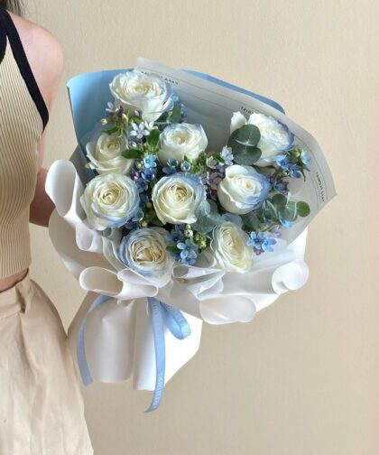 BLUE ROSE & BLUE FLOWER BOUQUET