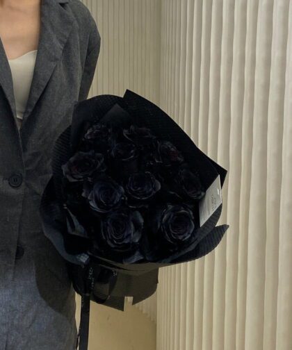 ECUADOR BLACK ROSE BOUQUET S