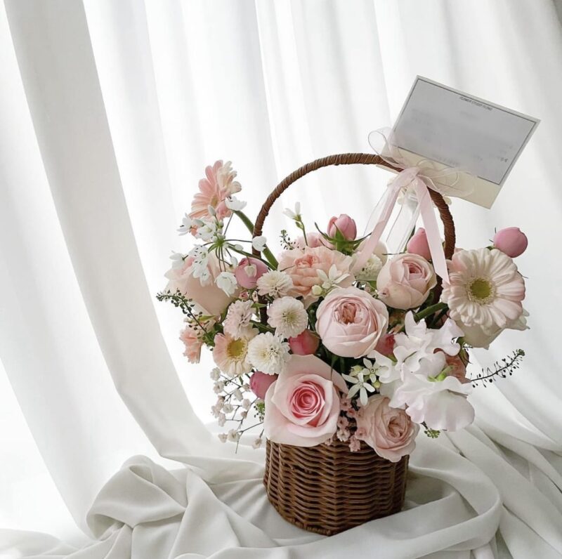 FLOWER BASKET PINK LIGHT S