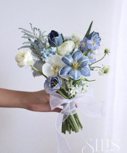 BLUE WHITE - BRIDAL FLOWER
