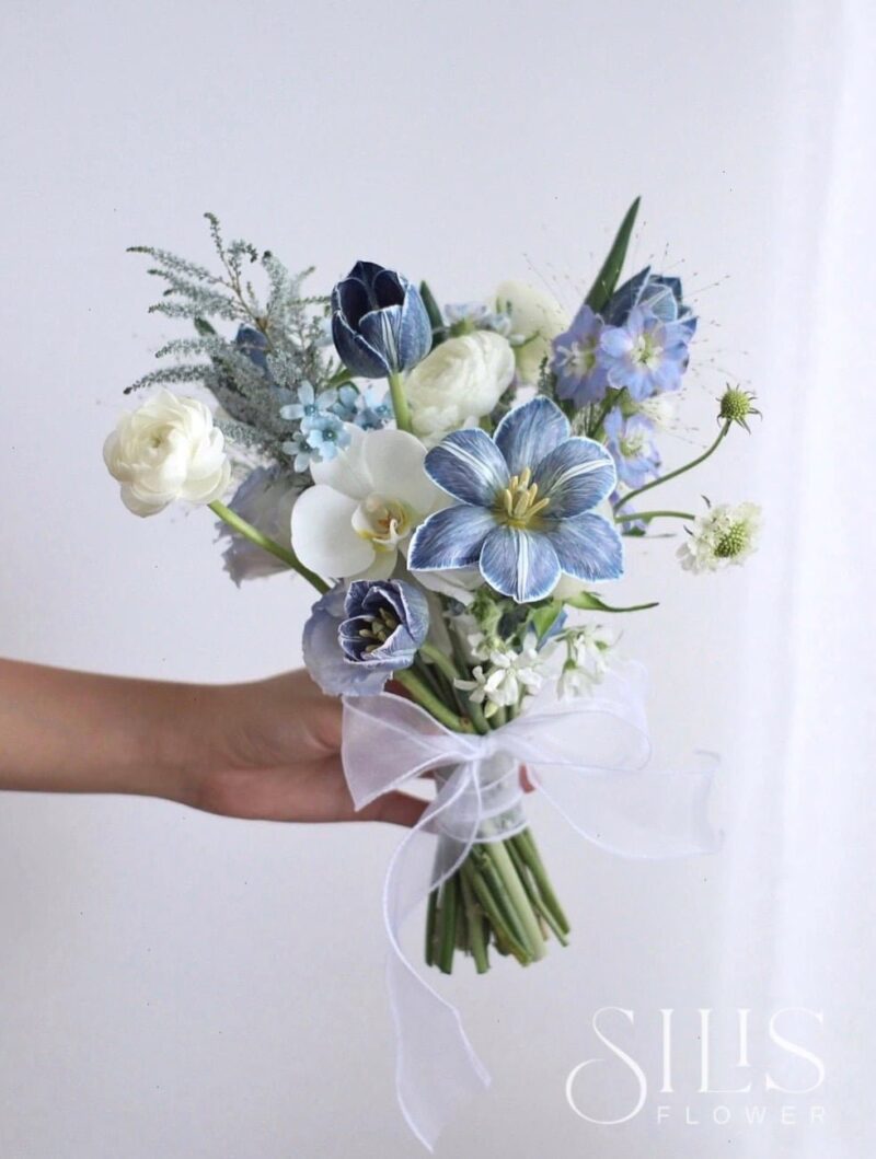 BLUE WHITE - BRIDAL FLOWER