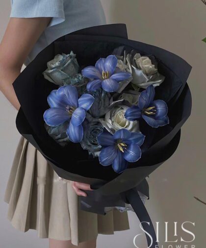 BLUE ROSE MIX TULIP BOUQUET