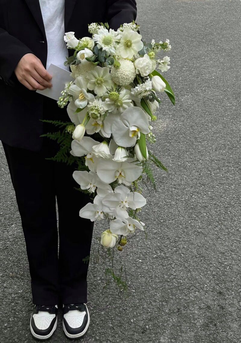 WHITE PREMIUM - BRIDAL FLOWER