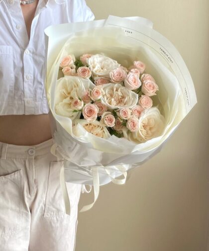 CREAM OHARA & MINI ROSE M BOUQUET
