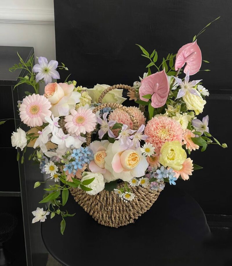 FLOWER BASKET PINK MIX M
