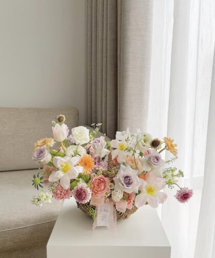 FLOWER BASKET WHITE MIX M