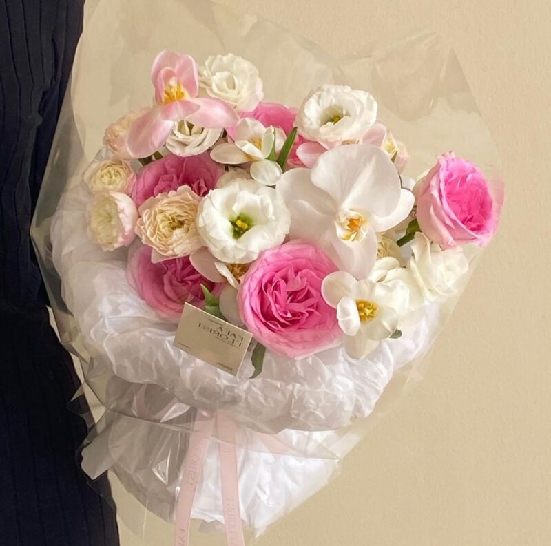 PINK WHITE TONE S 004 BOUQUET
