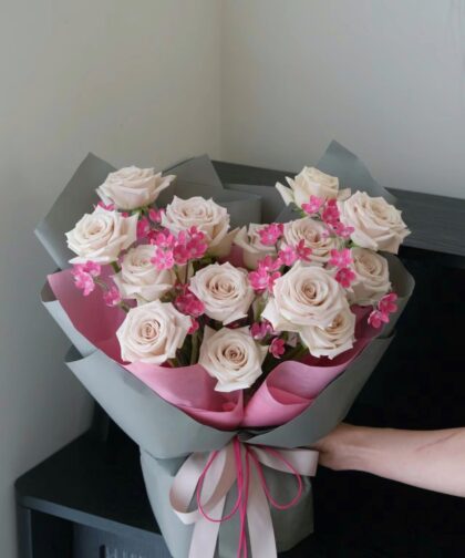 PASTEL PINK FLOWER M BOUQUET