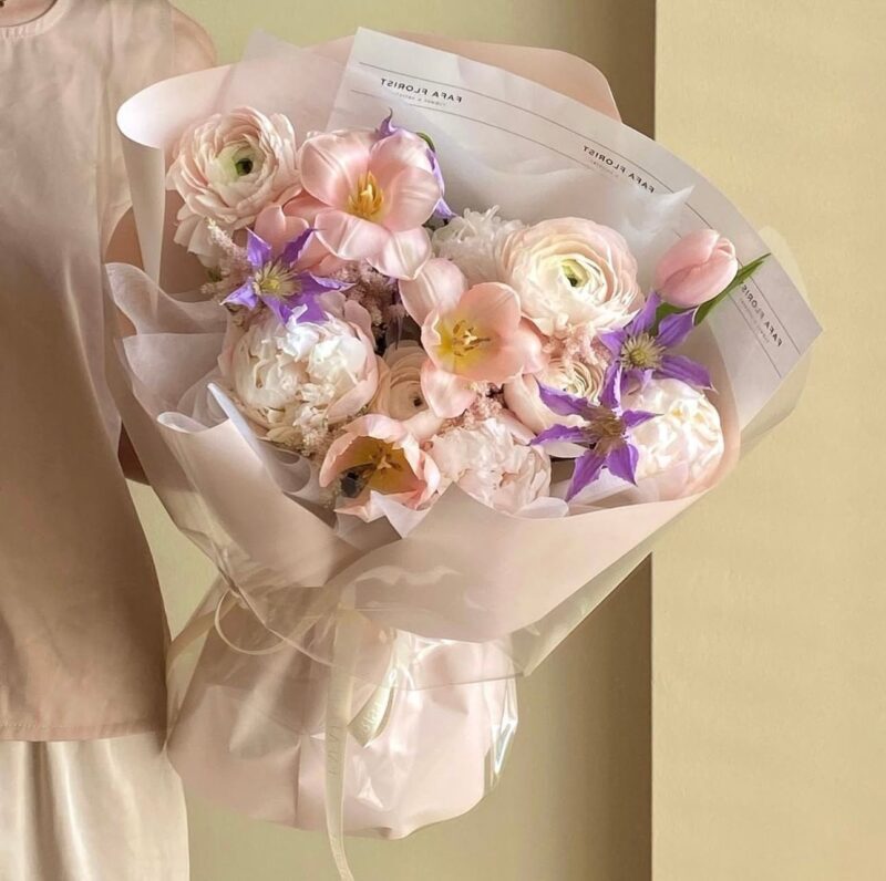 WHITE PINK PASTEL M BOUQUET
