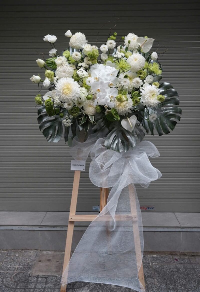 Sympathy & Condolence Flowers