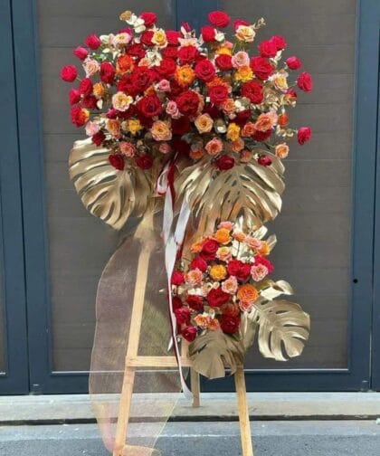 RED YELLOW ORANGE OPENING STAND