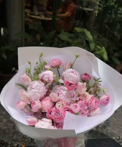 PEONY MIX PINK TULIP PREMIUM BOUQUET