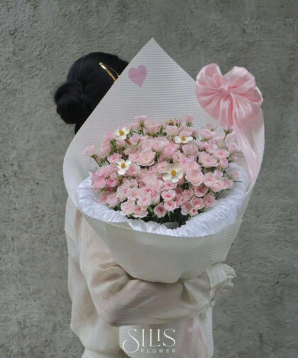 Mermaid Cluster Pink Rose Bouquet