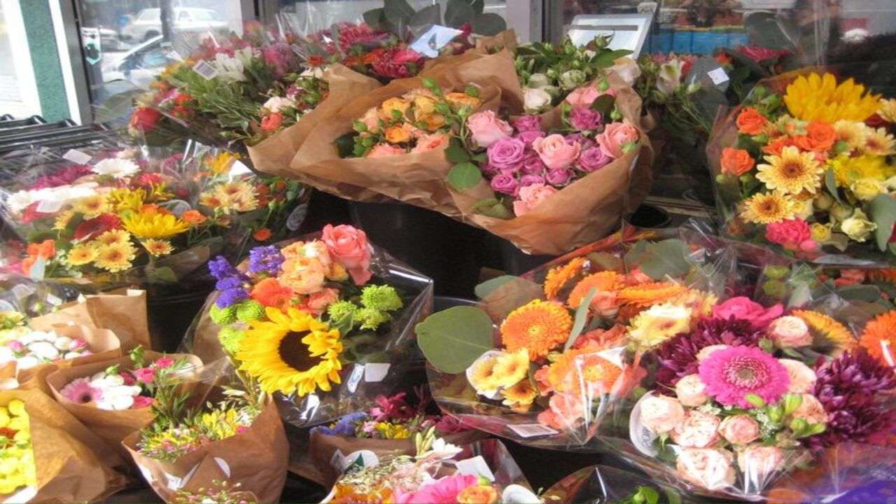 Vì sao hoa Valentine luôn là món quà được bạn gái yêu thích?