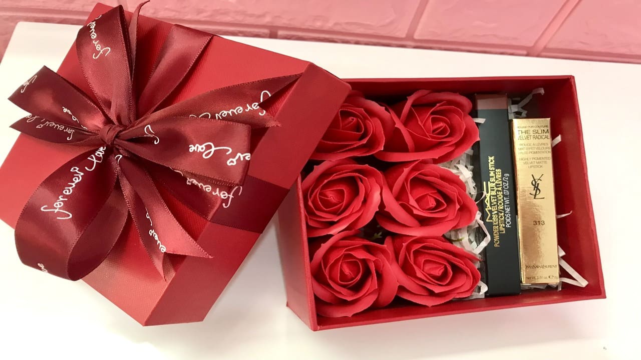Valentine Flowers Paired with Beauty Products
